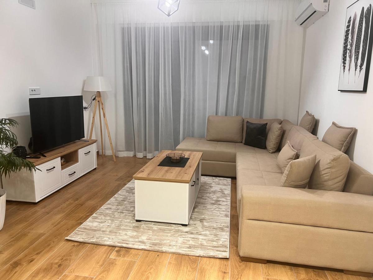Nejra Apartment Улцин Екстериор снимка