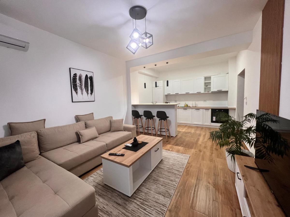 Nejra Apartment Улцин Екстериор снимка